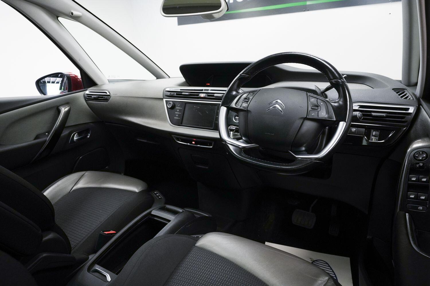 Citroen C4 Picasso view 10