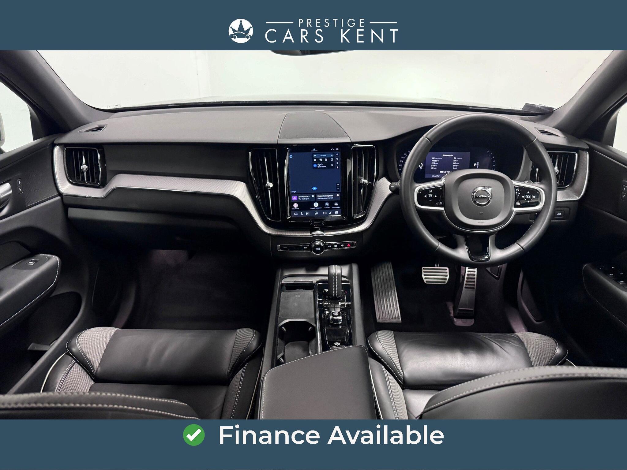 Volvo XC60 view 2