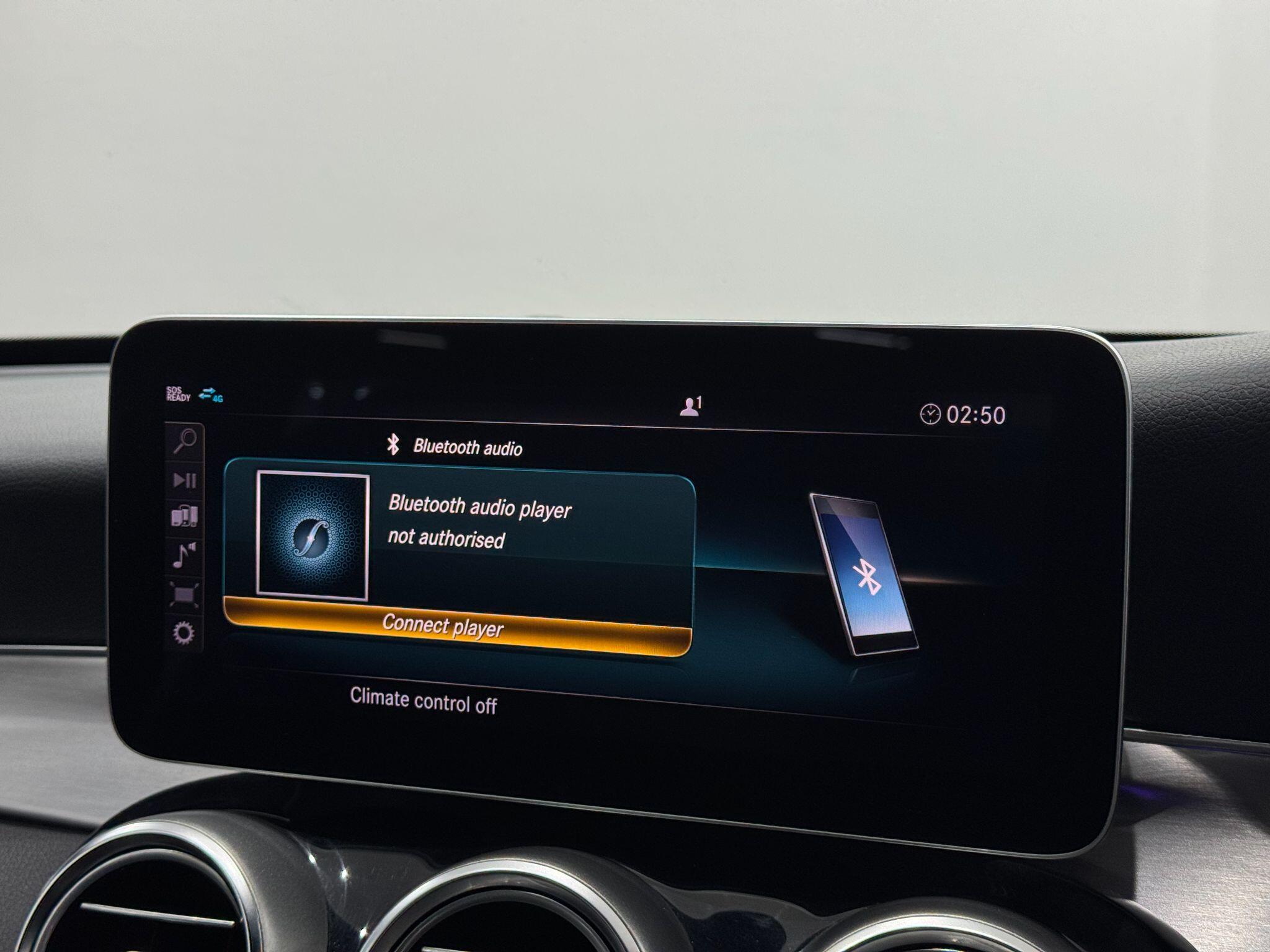 Mercedes-Benz C-Class view 35