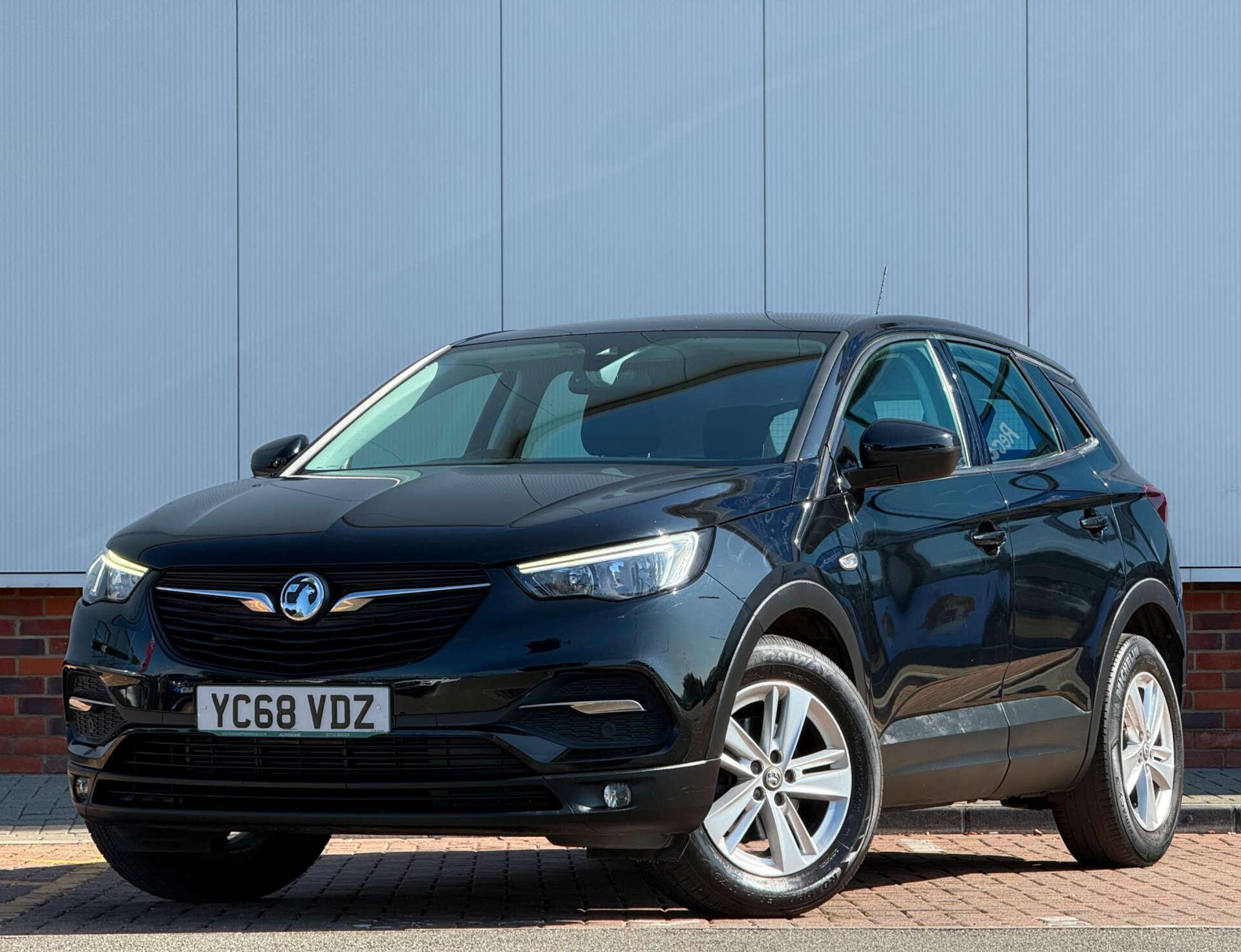 Vauxhall Grandland X view 3