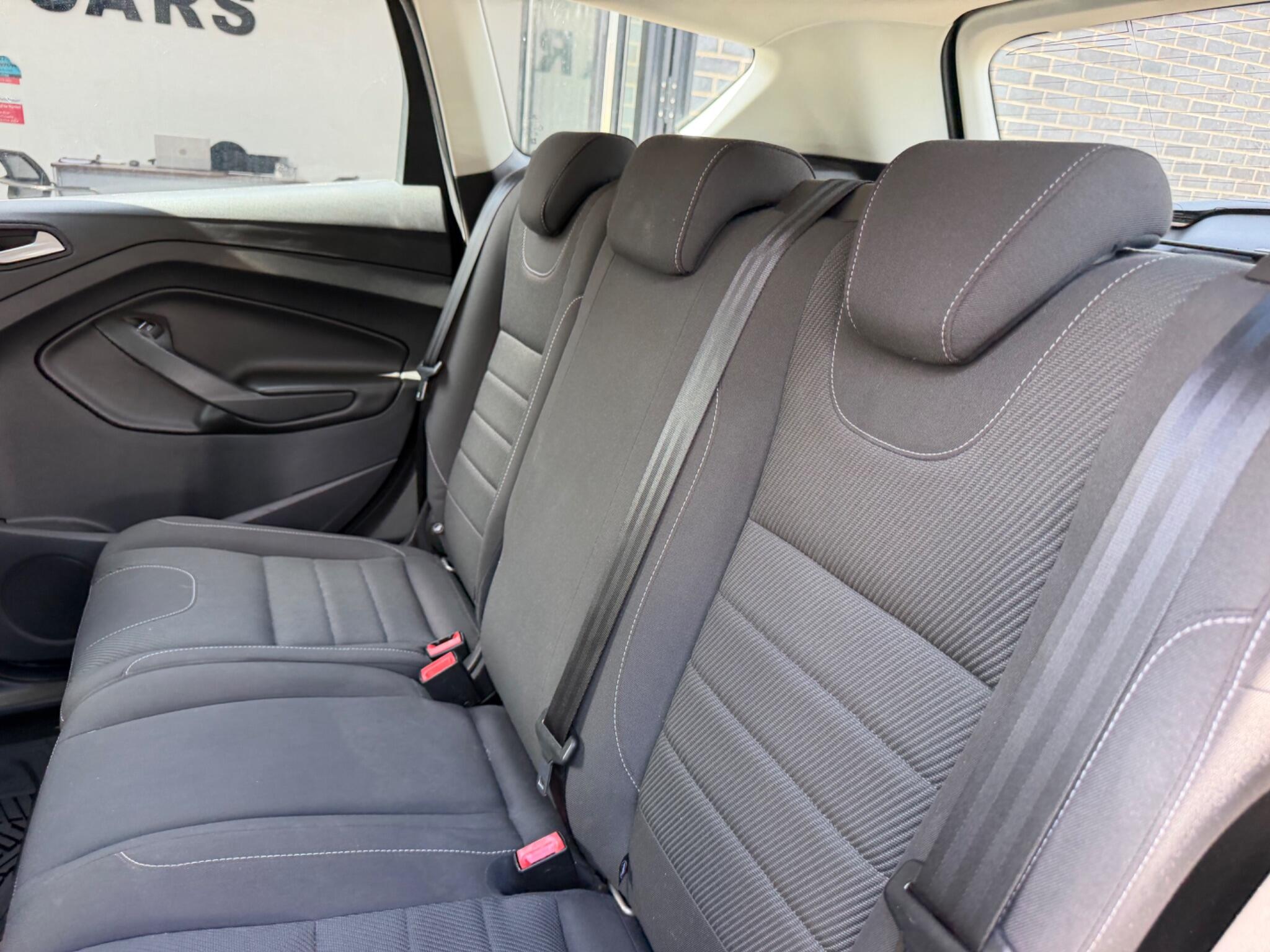 Ford Kuga view 27
