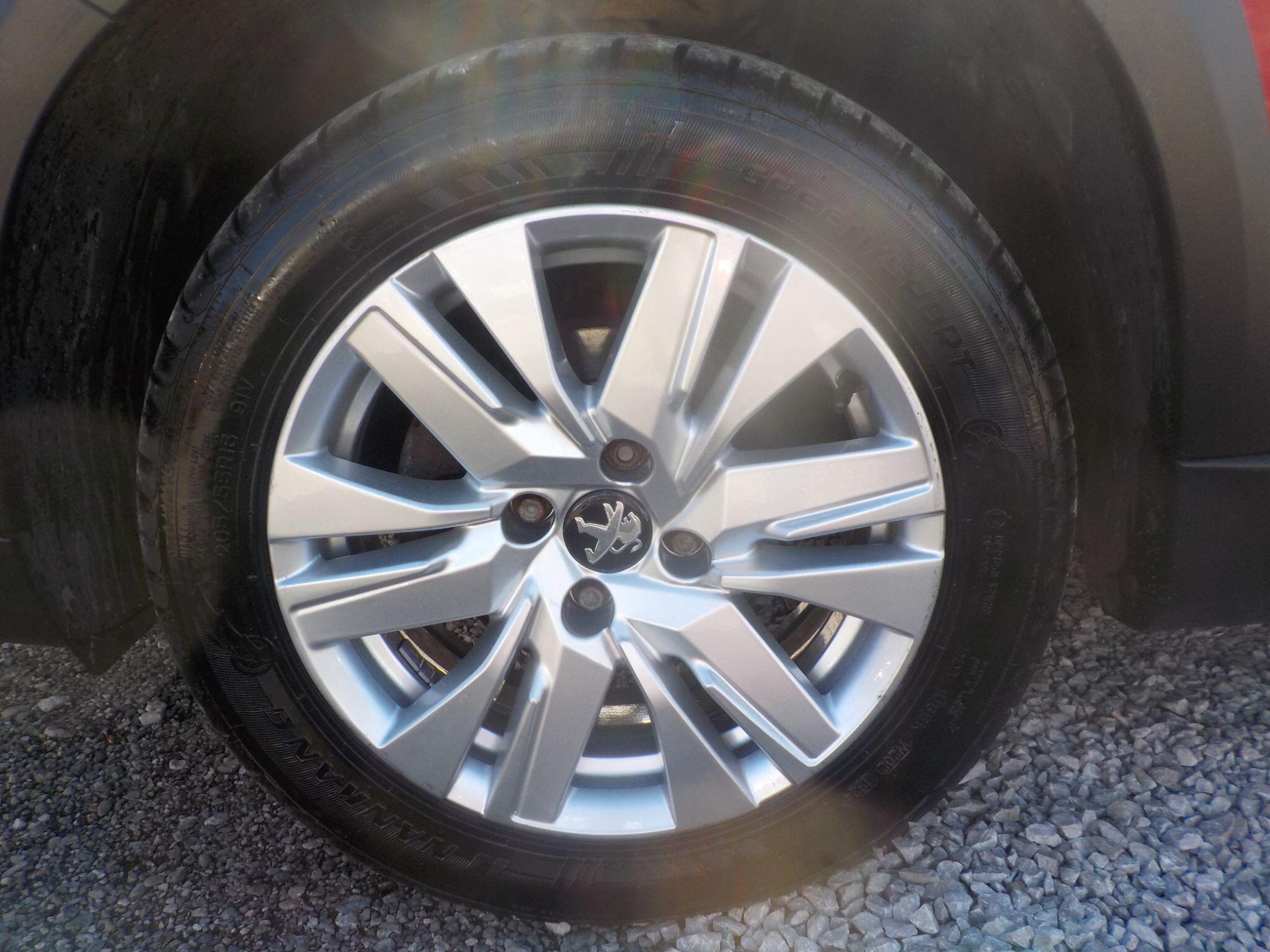 Peugeot 2008 1.6 BlueHDi Allure Euro 6 (s/s) 5dr