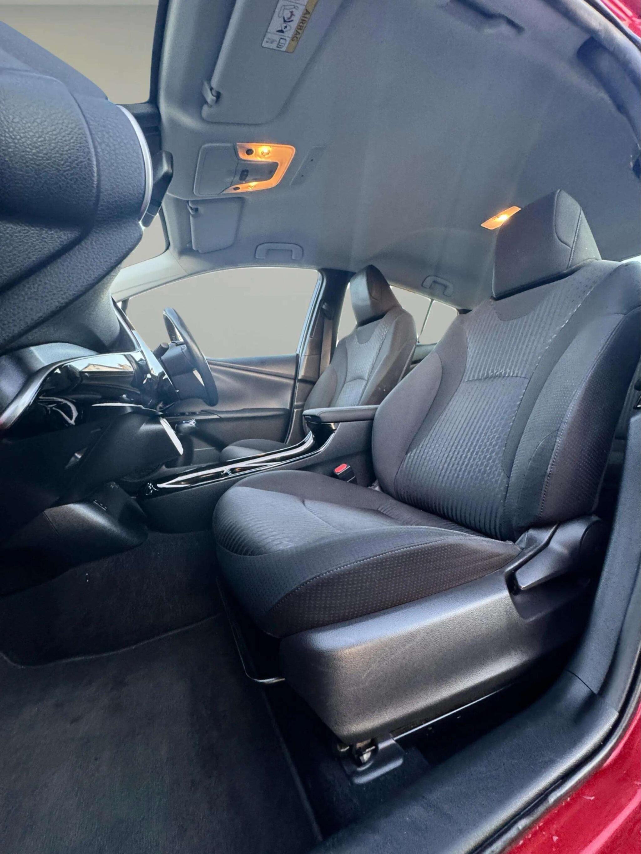Toyota Prius view 55