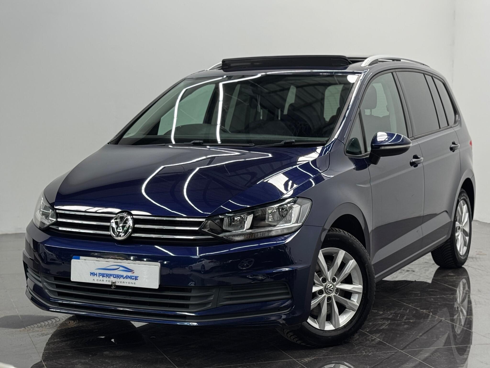 Volkswagen Touran view 44