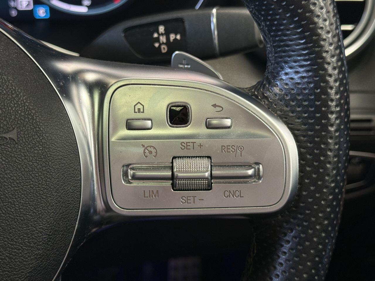 Mercedes-Benz GLC view 39