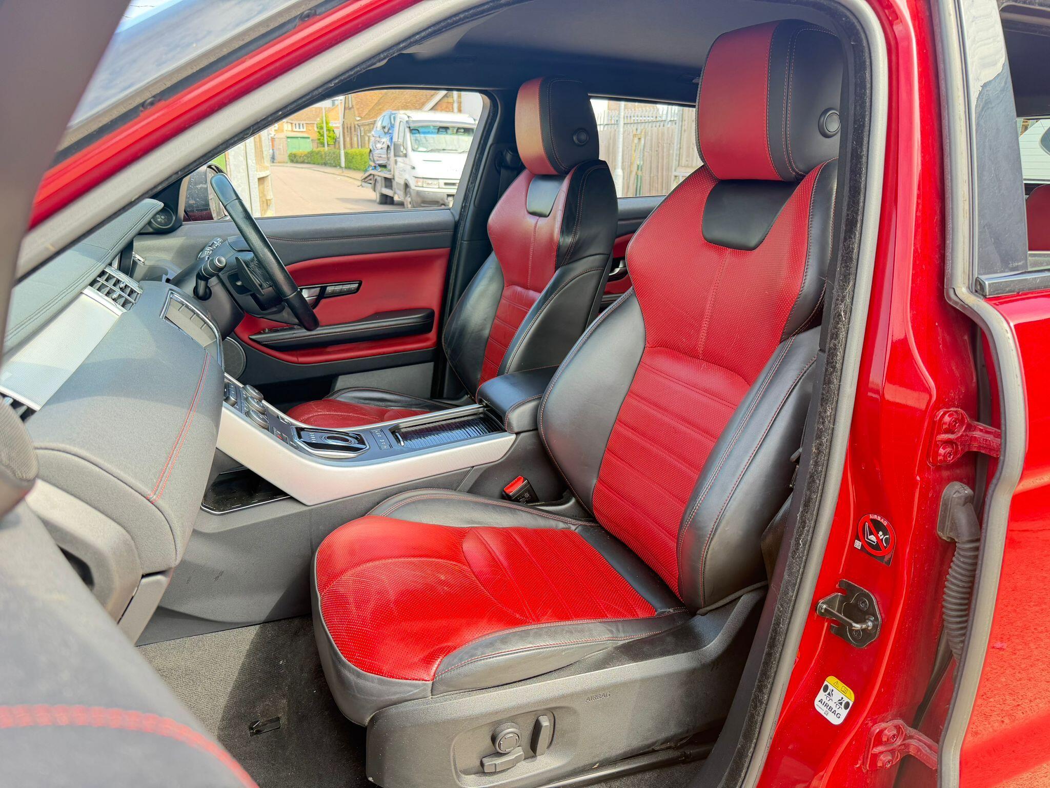 Land Rover Range Rover Evoque view 18