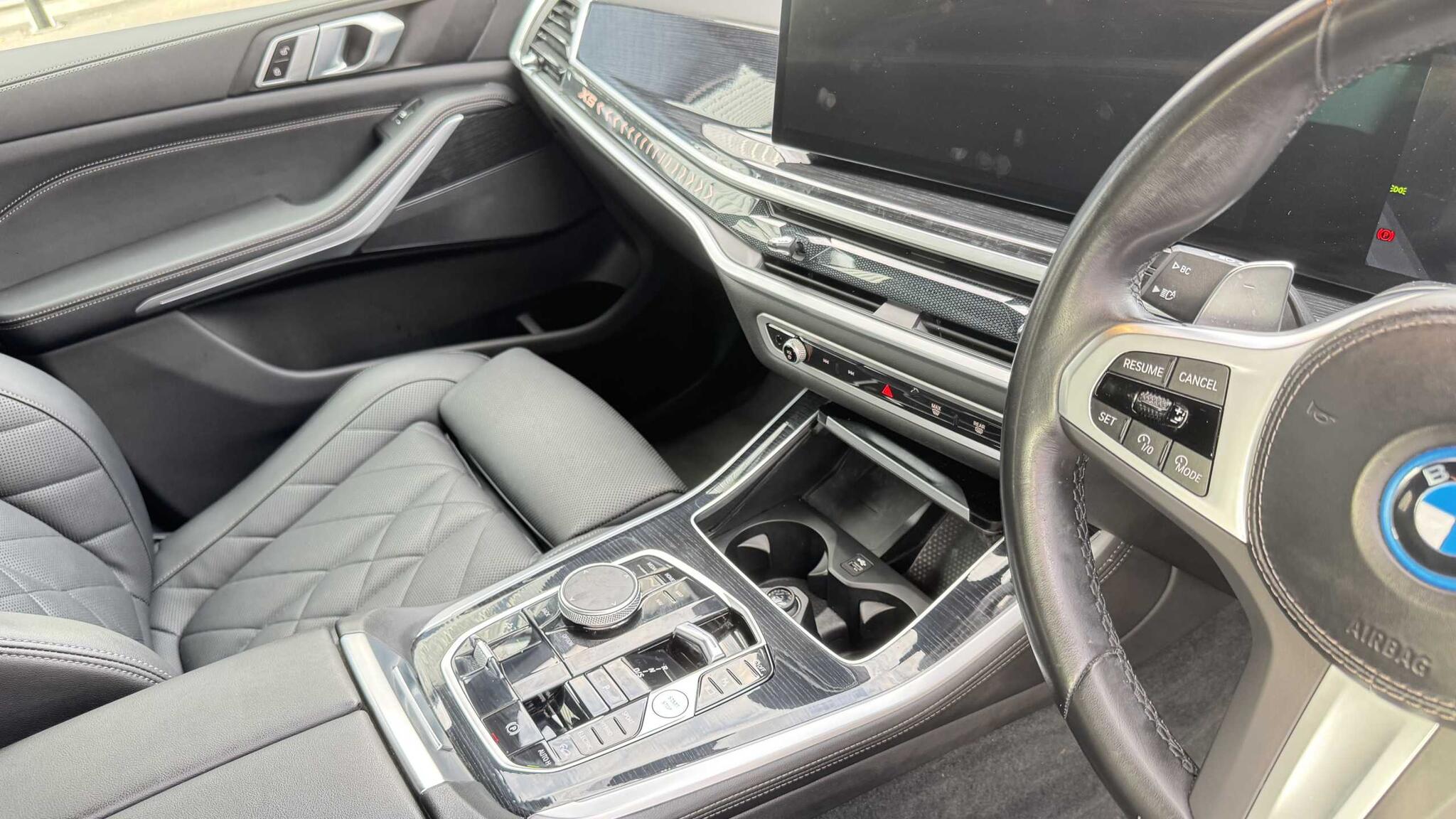 BMW X5 view 21