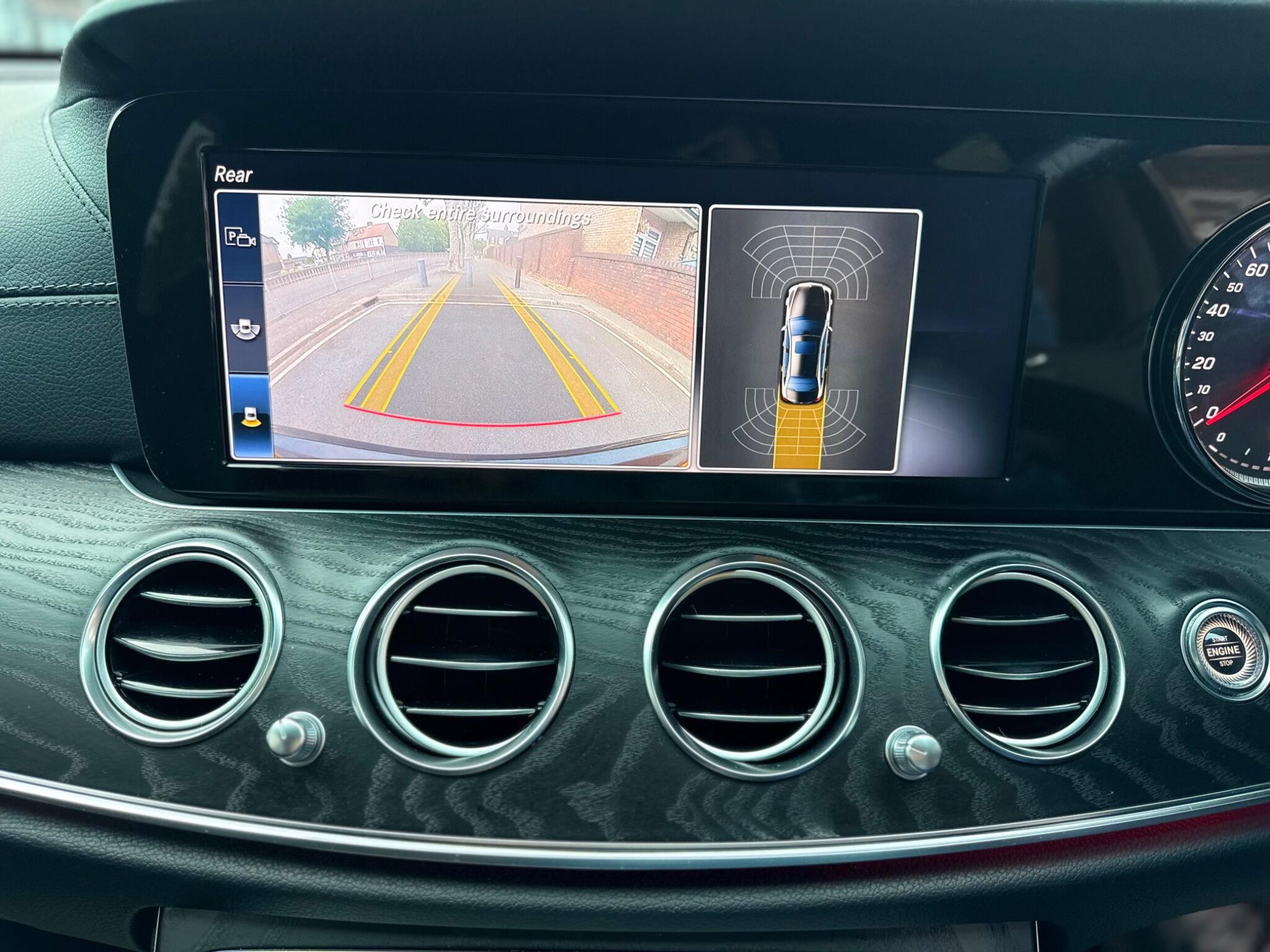 Mercedes-Benz E-Class view 25