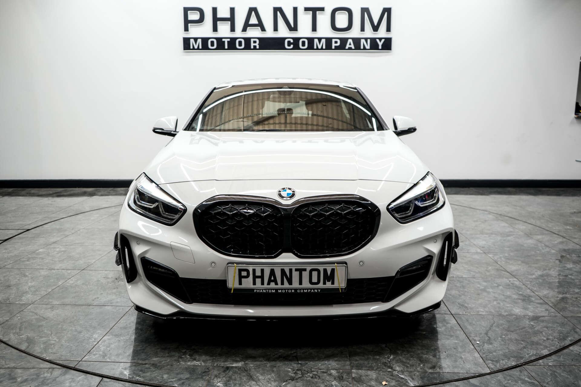 BMW 1 Series view 5