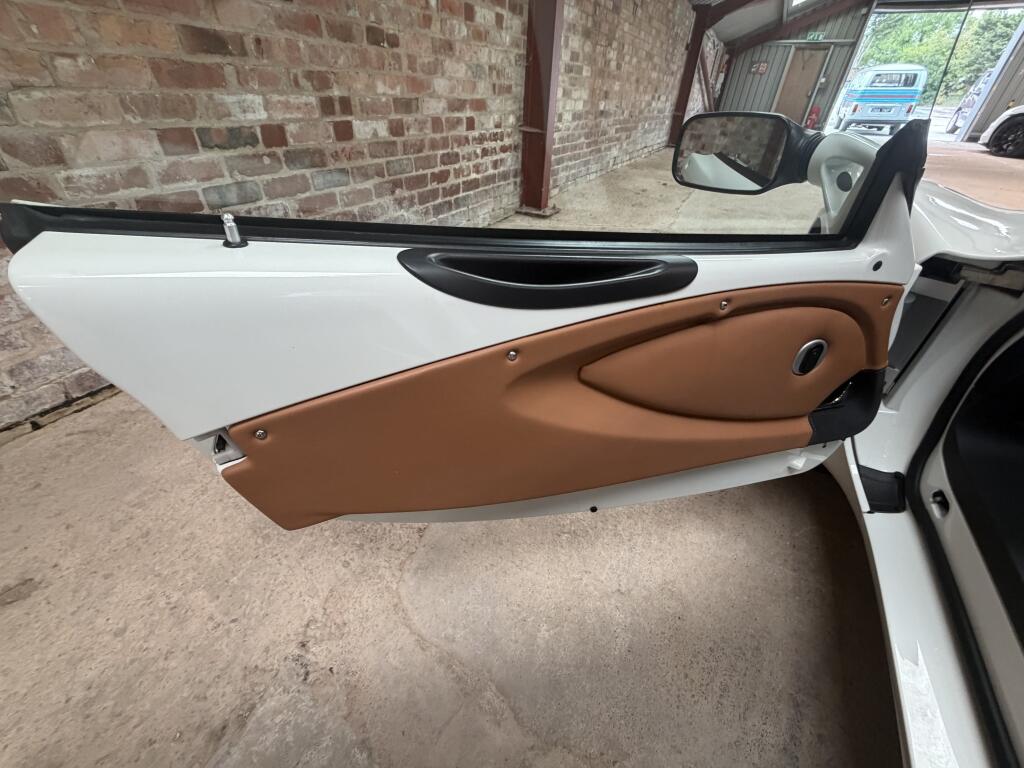 Lotus Elise view 22