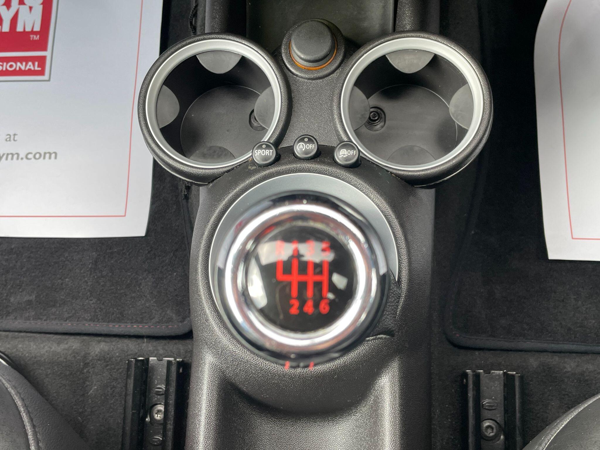 Mini Coupe view 27