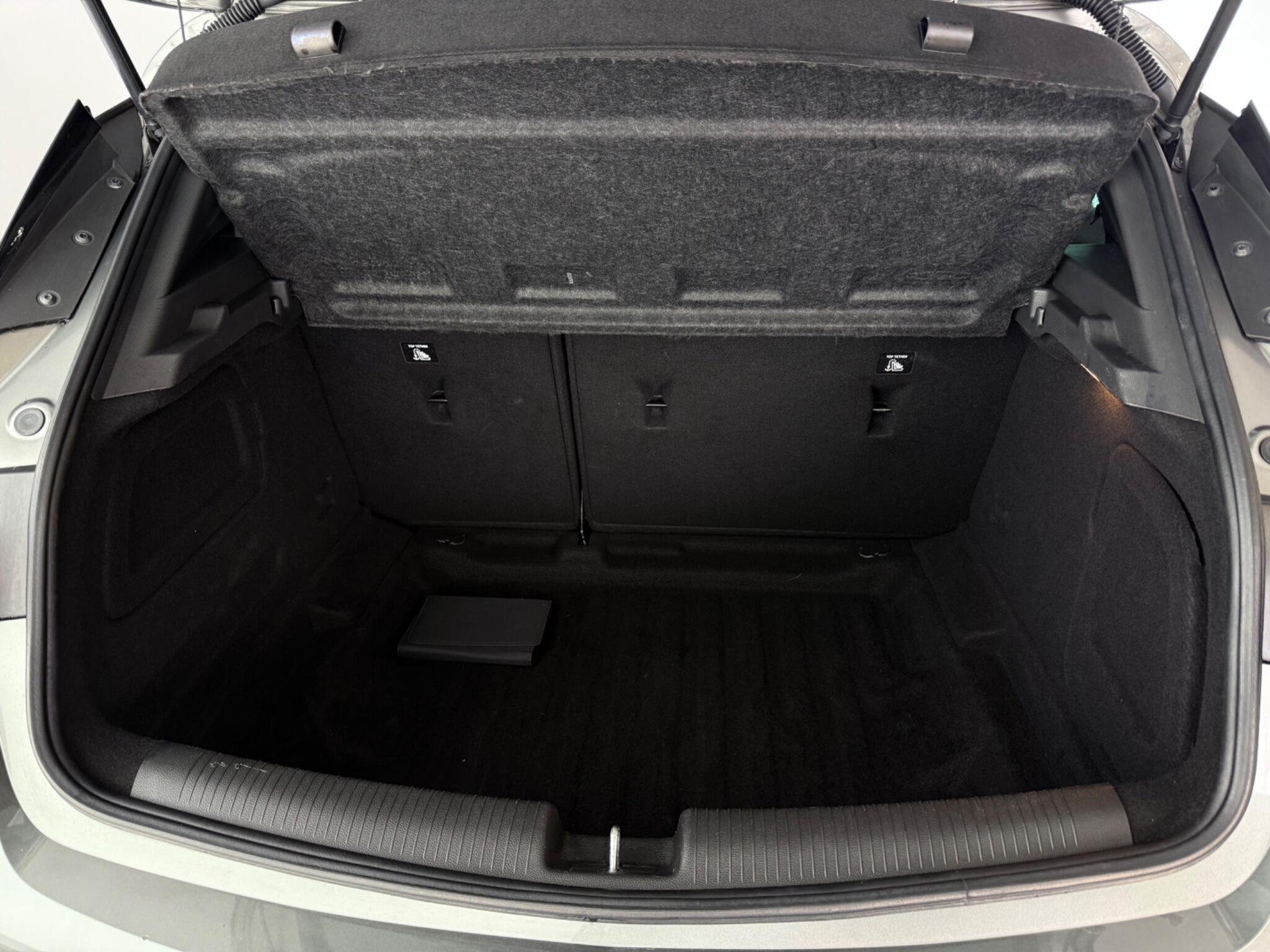 Vauxhall Astra view 10