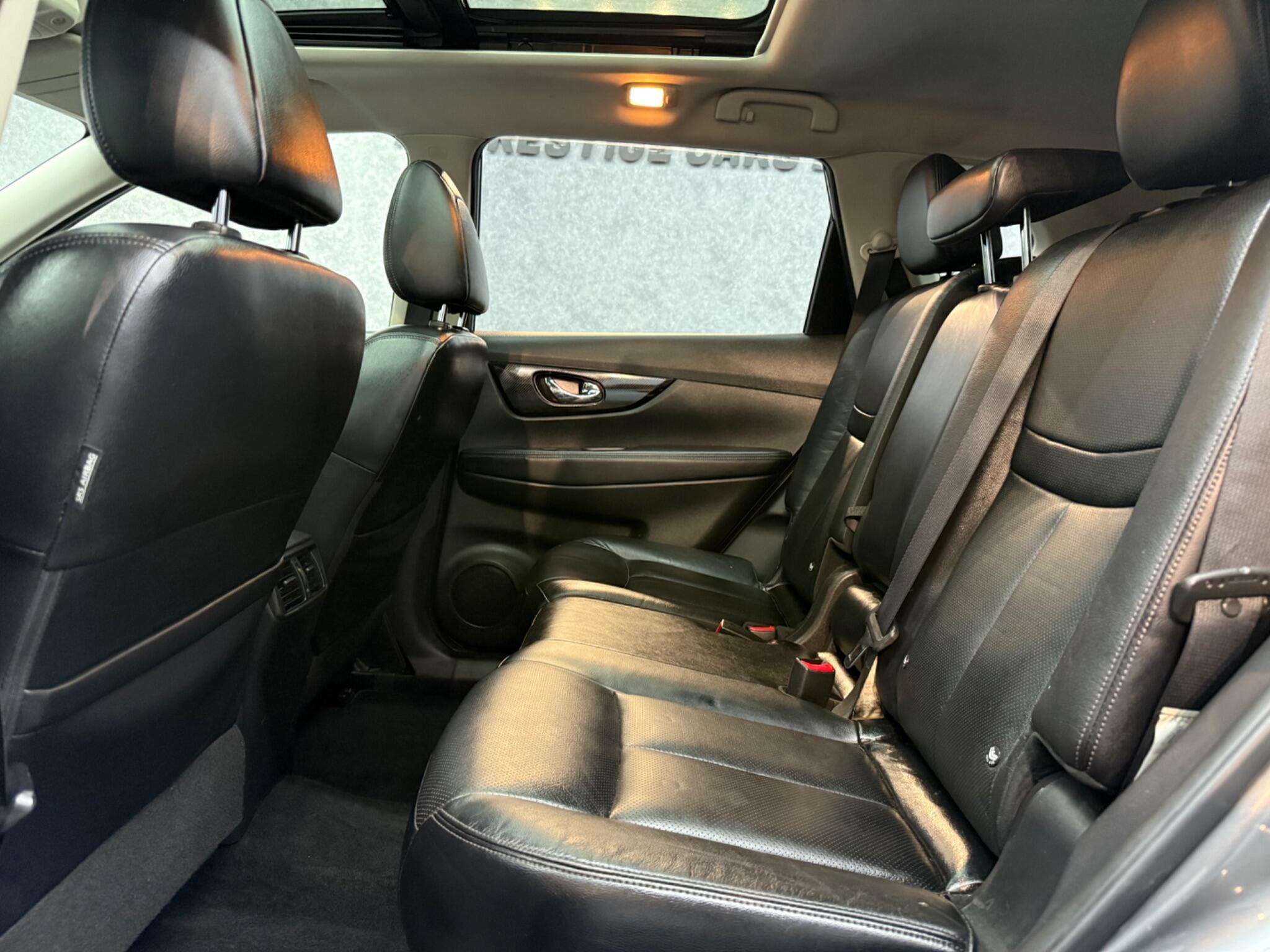 Nissan X-Trail view 9
