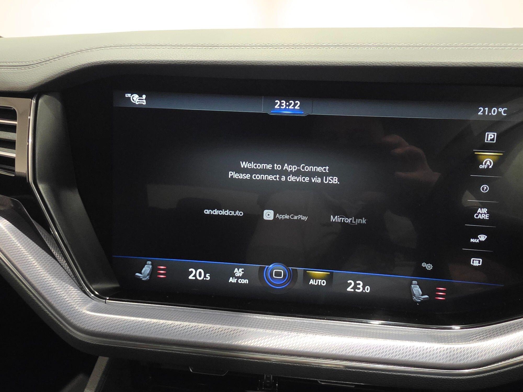 Volkswagen Touareg view 36