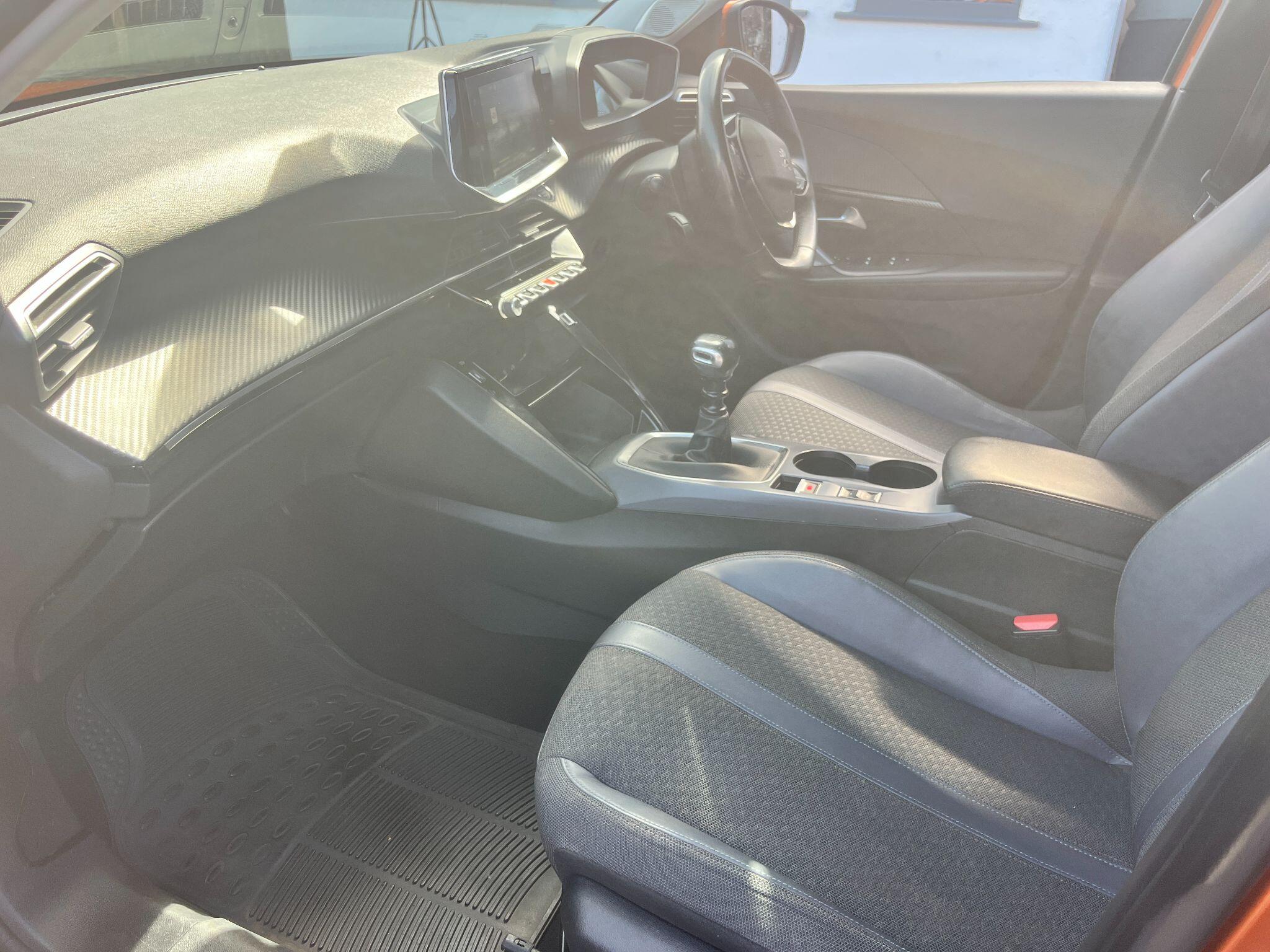 Peugeot 2008 view 25