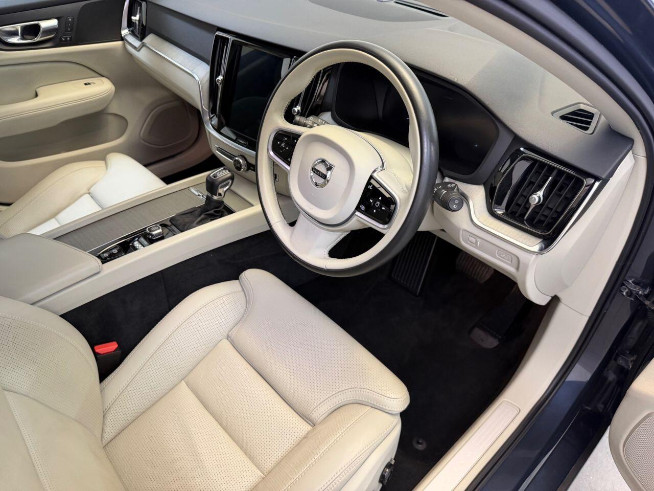 Volvo V60 view 31