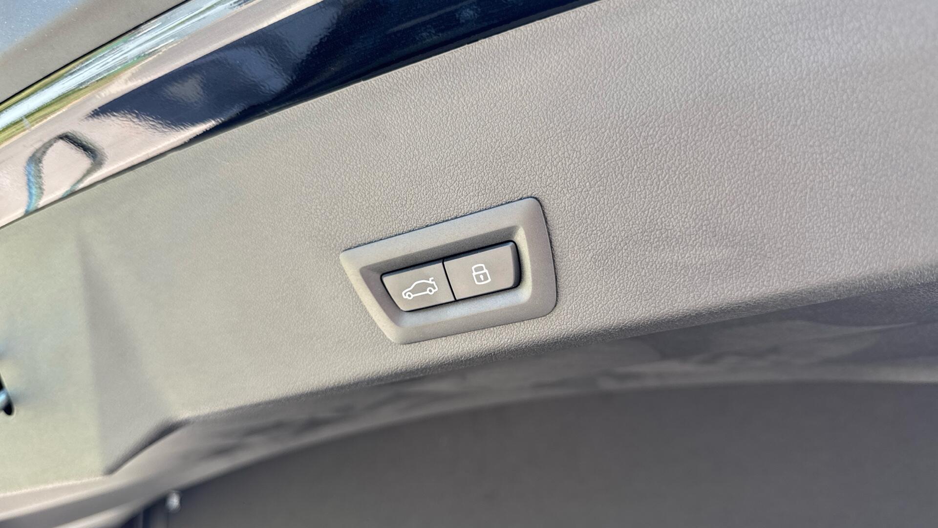 BMW XM view 25