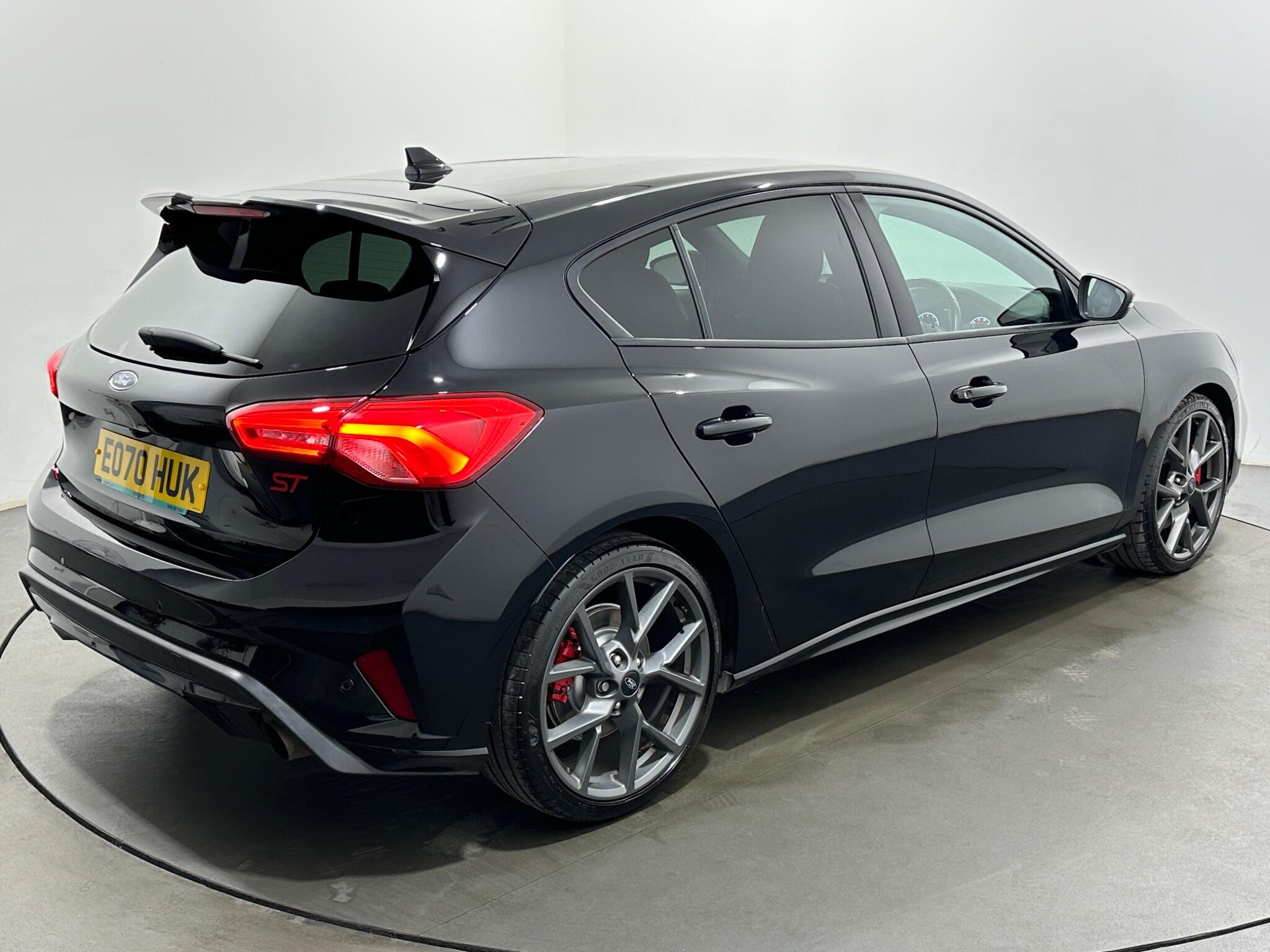Ford Focus view 50