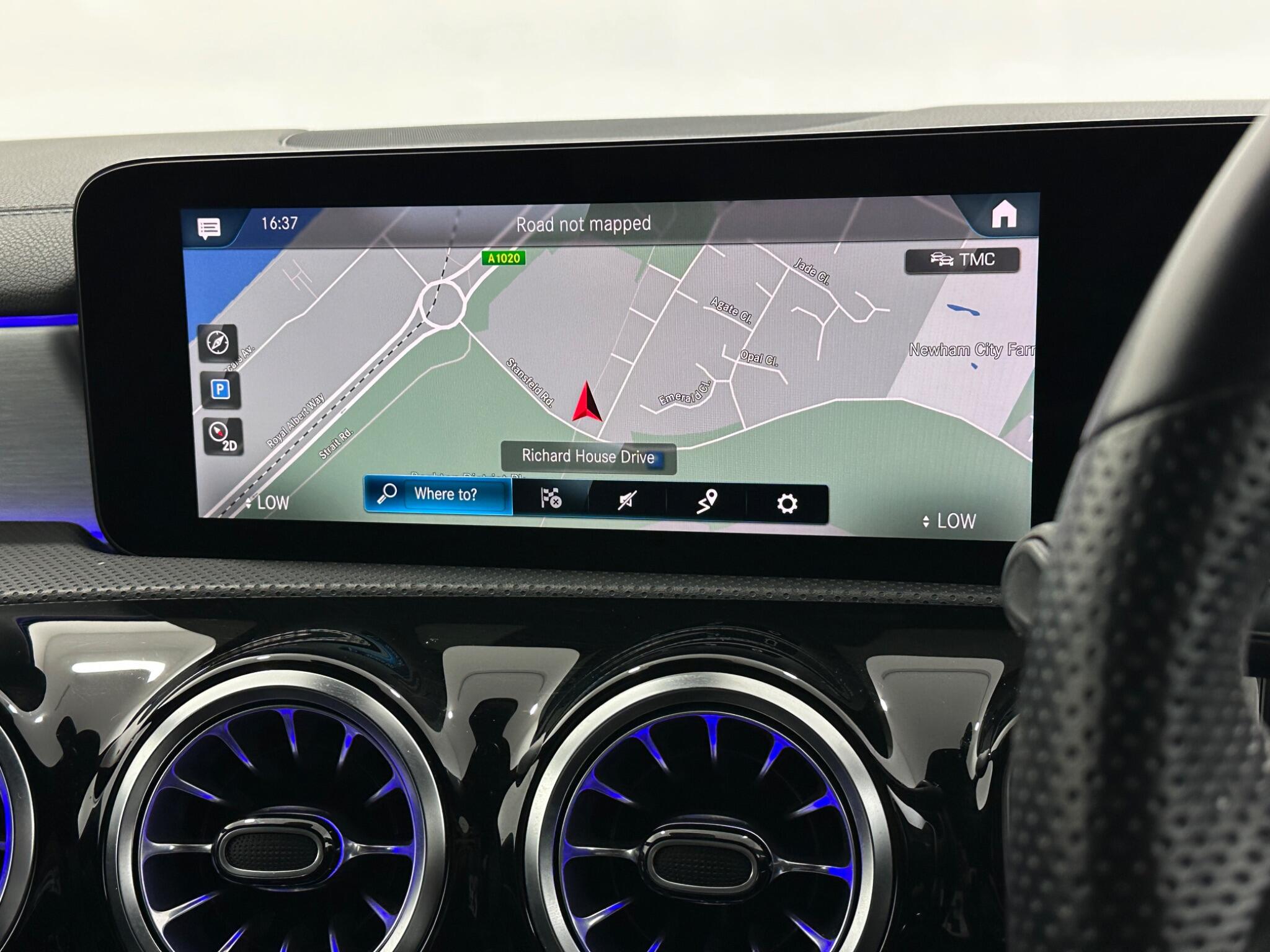 Mercedes-Benz CLA view 24