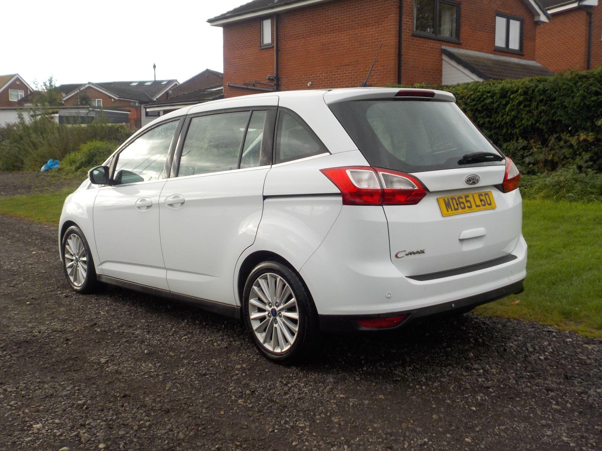 Ford Grand C-Max 1.5 TDCi Titanium Euro 6 (s/s) 5dr