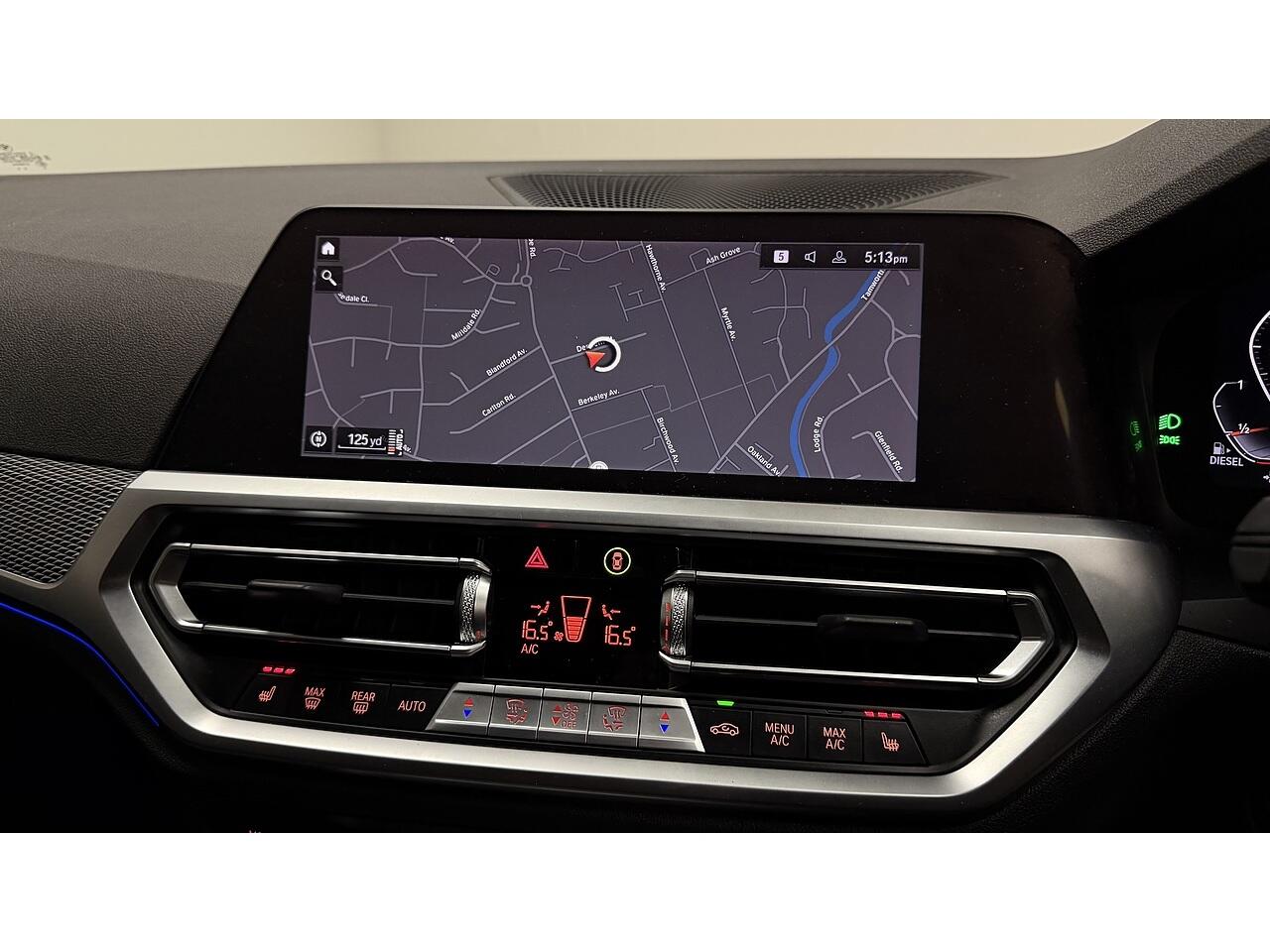 BMW 3 Series view 21