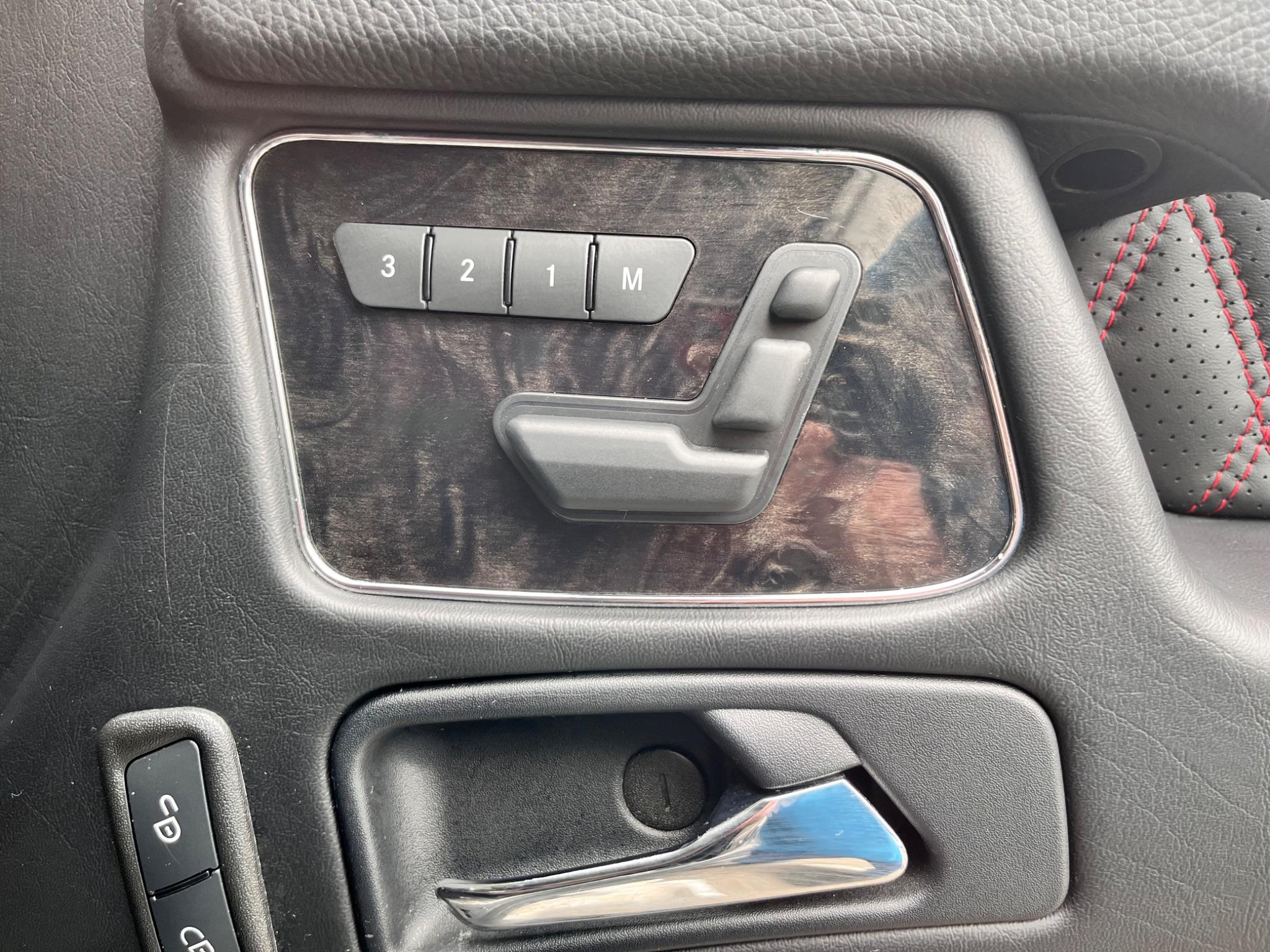 Mercedes-Benz G-Class view 55
