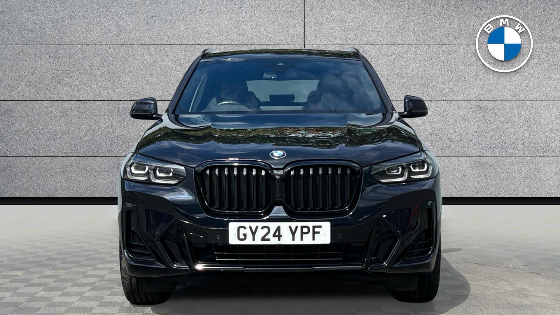 BMW X3 view 16