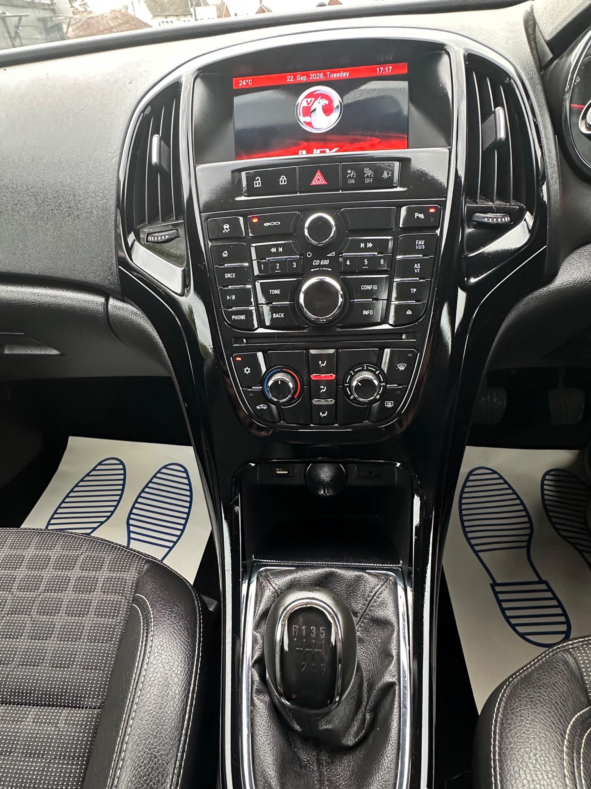 Vauxhall Astra GTC view 13