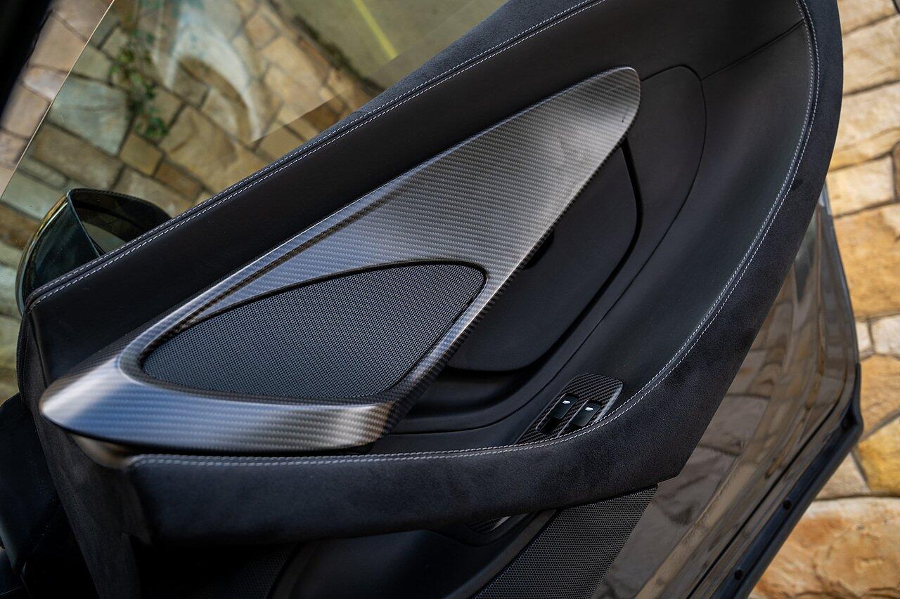 McLaren 570S view 74