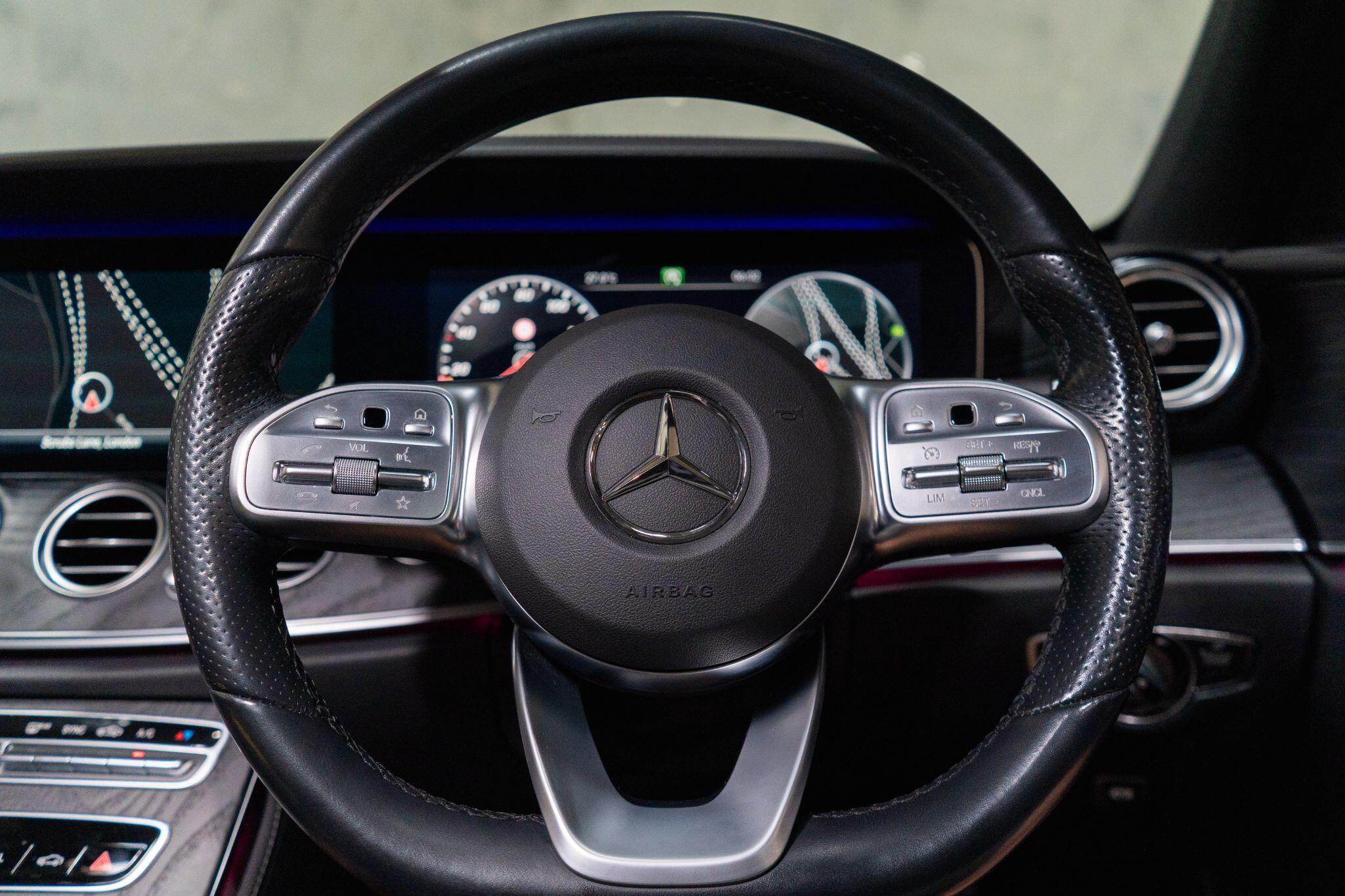 Mercedes-Benz E-Class view 31