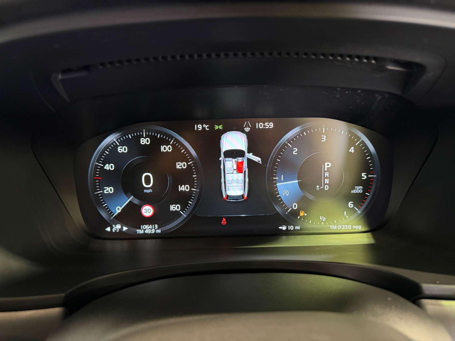 Volvo V90 view 30
