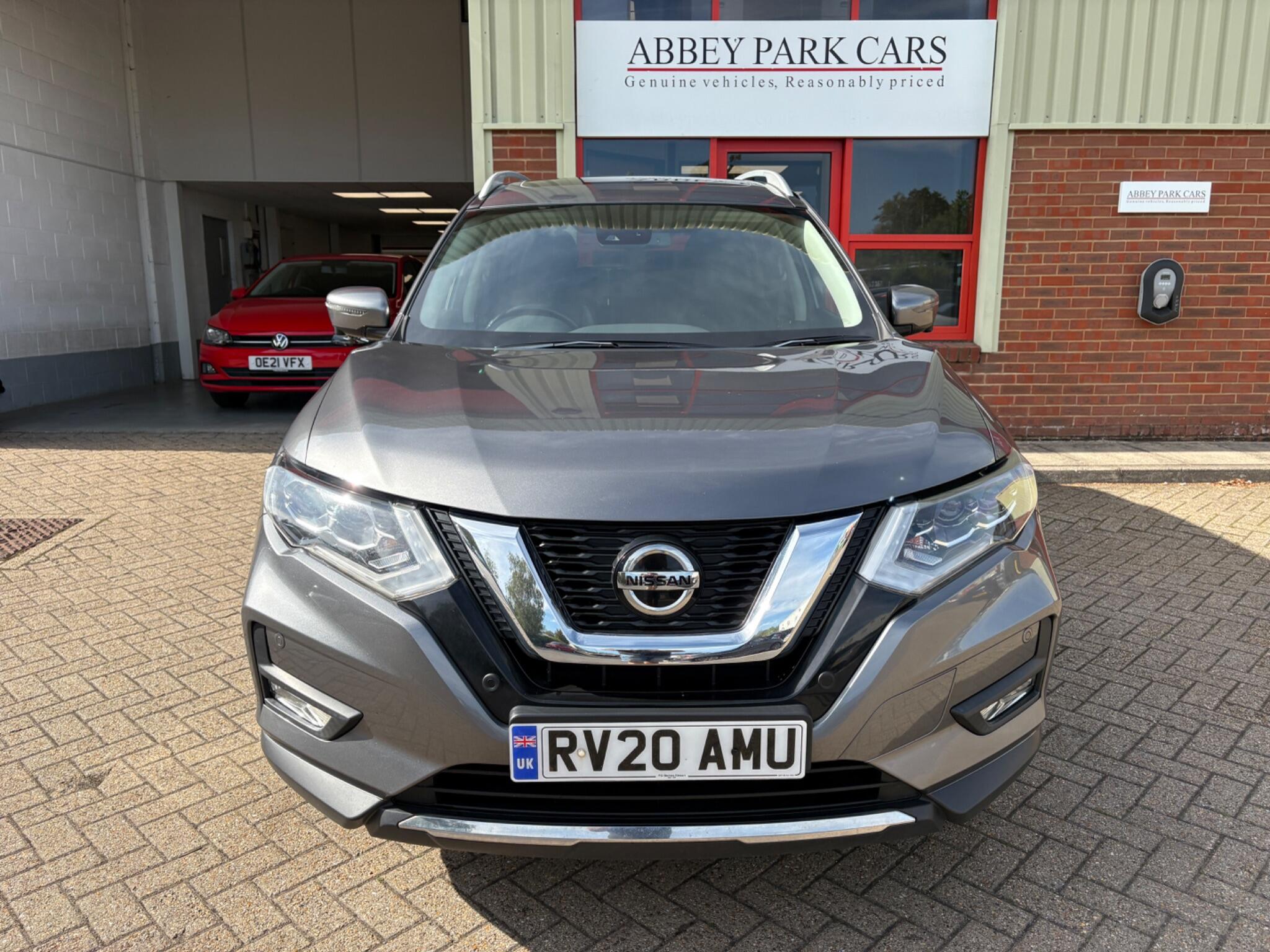 Nissan X-Trail view 8