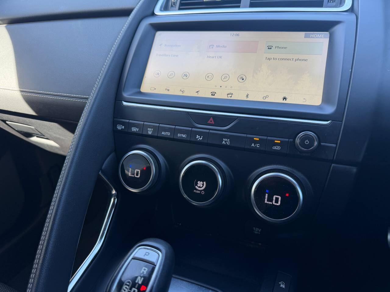Jaguar E-Pace view 34
