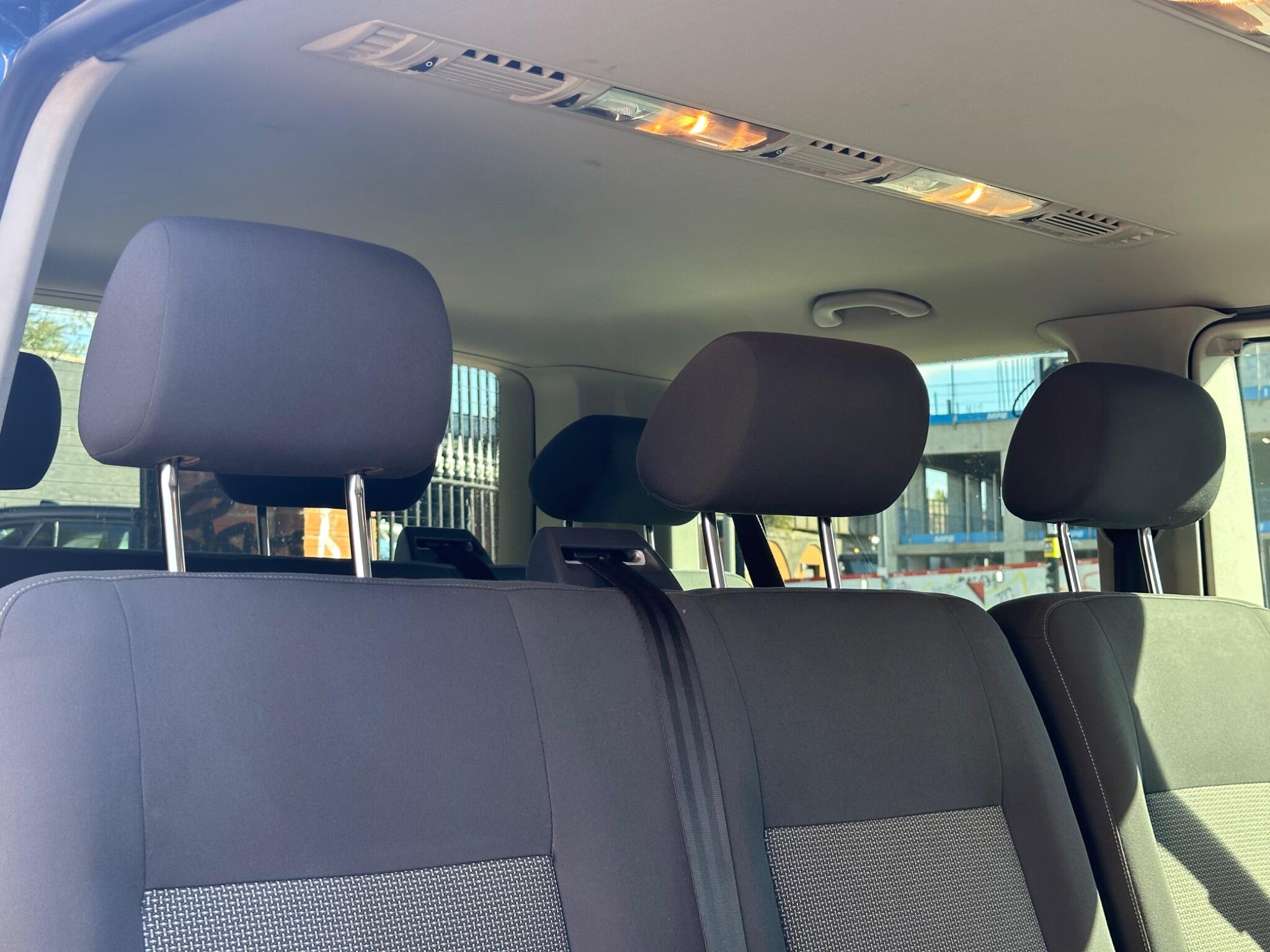 Volkswagen Transporter view 28
