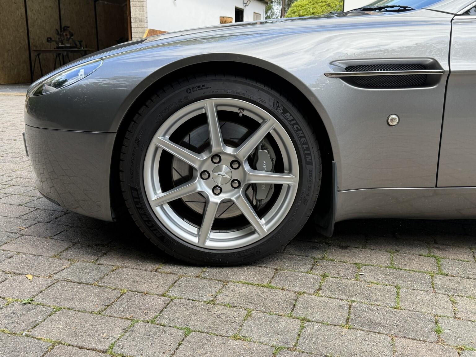 Aston Martin Vantage view 12