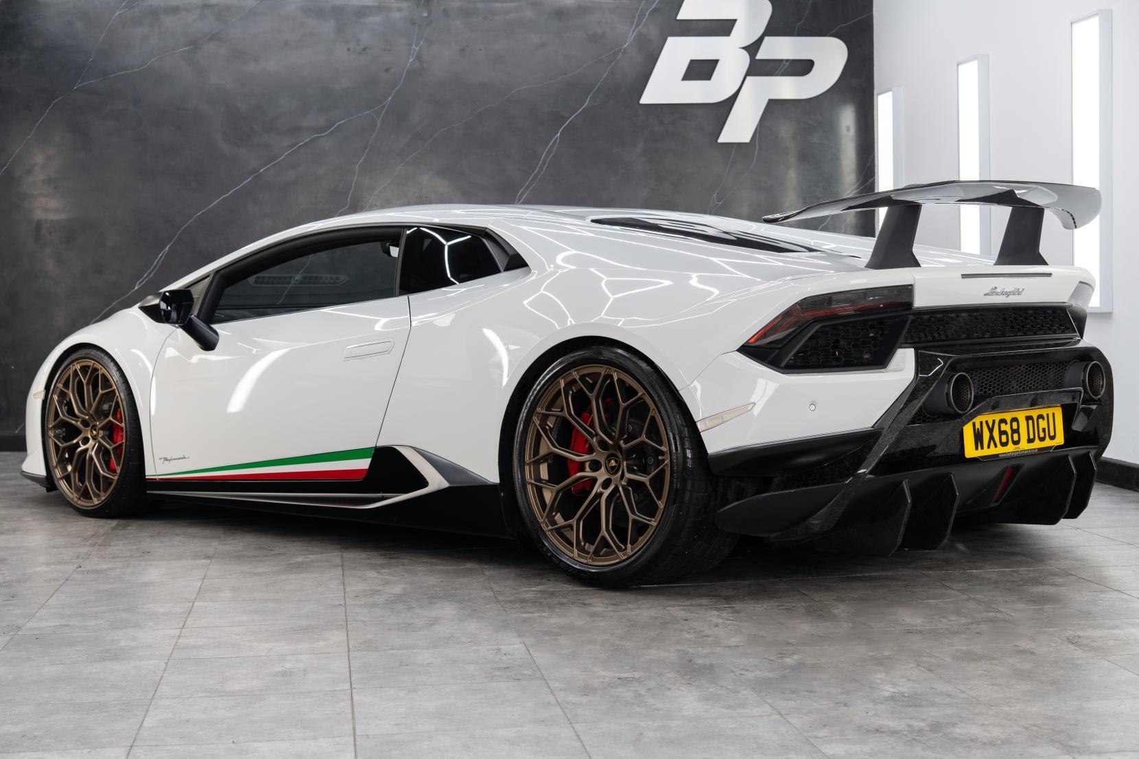 Lamborghini Huracan view 2