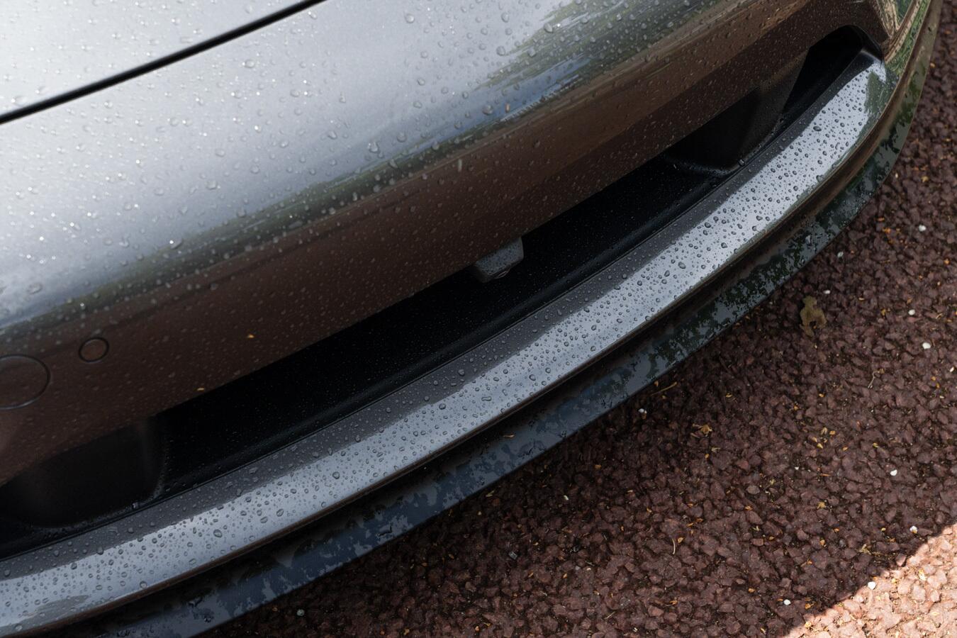 Porsche 911 view 19