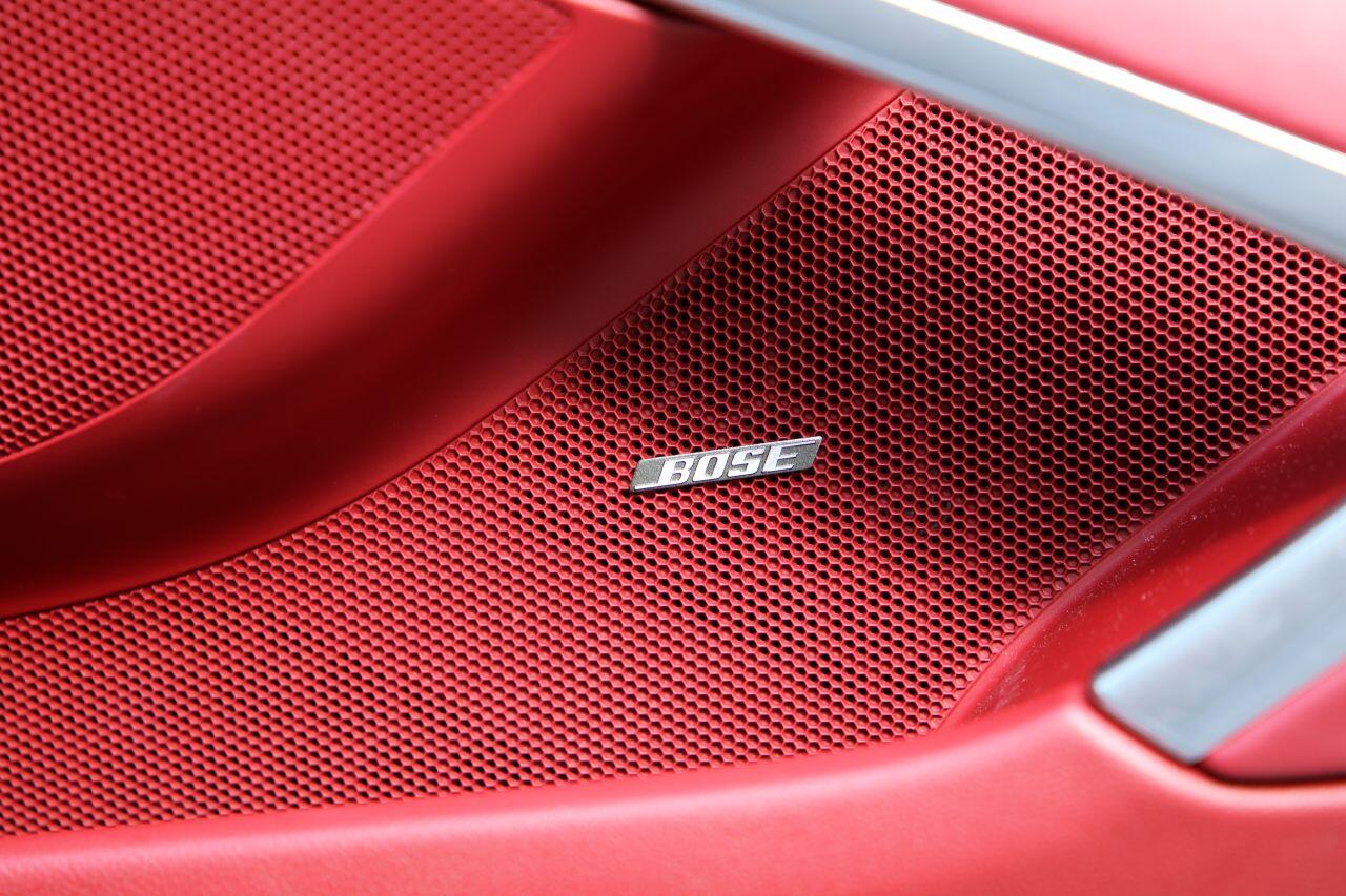 Porsche 911 view 38