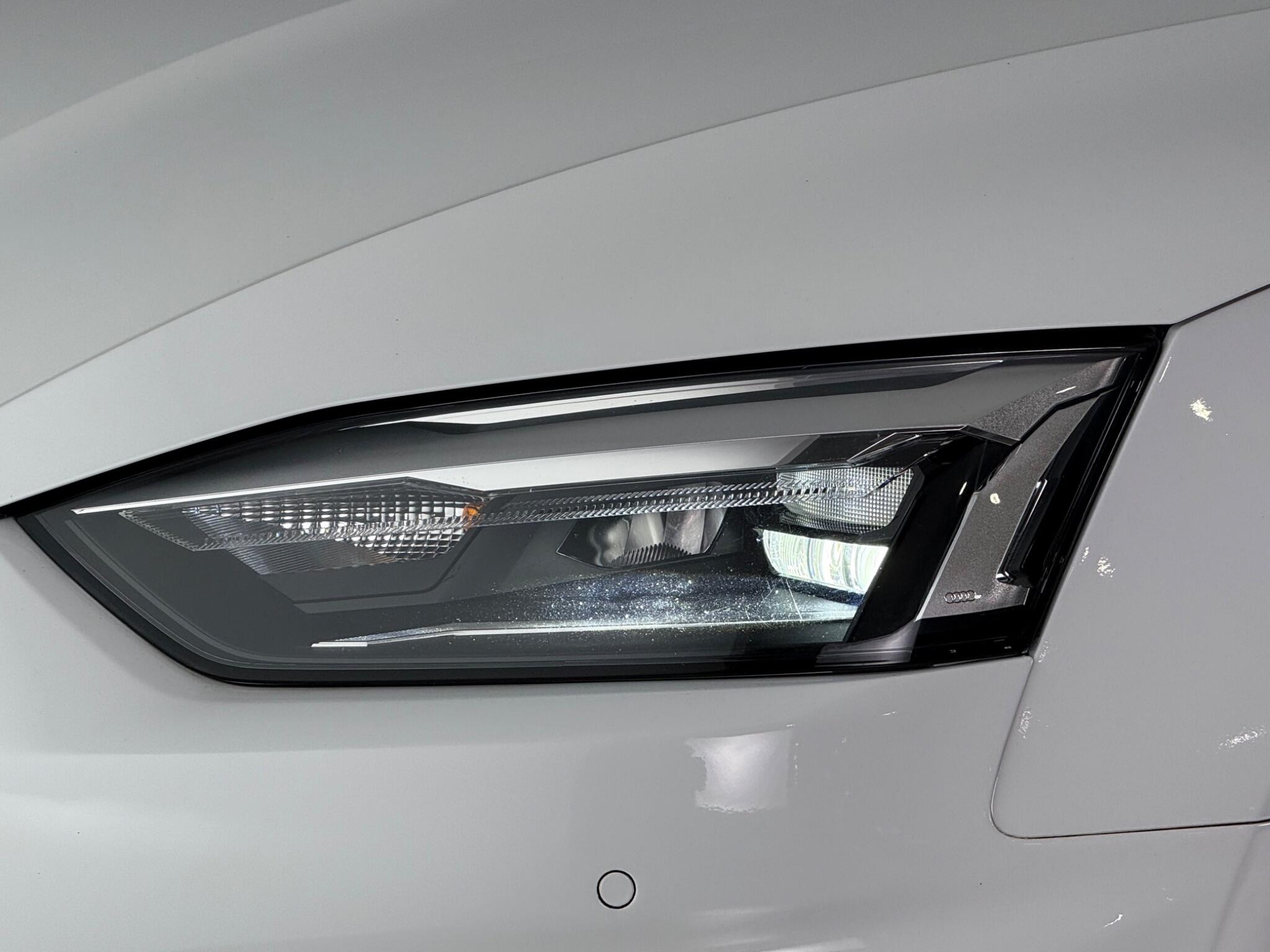 Audi A5 view 13