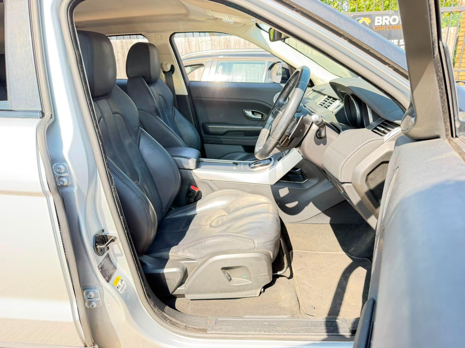 Land Rover Range Rover Evoque view 10