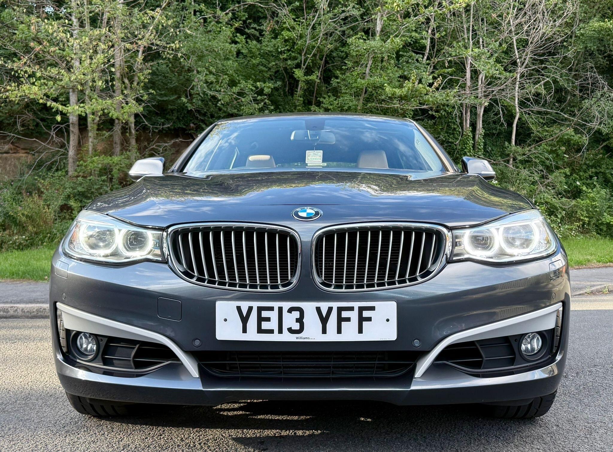 BMW 3 Series view 5