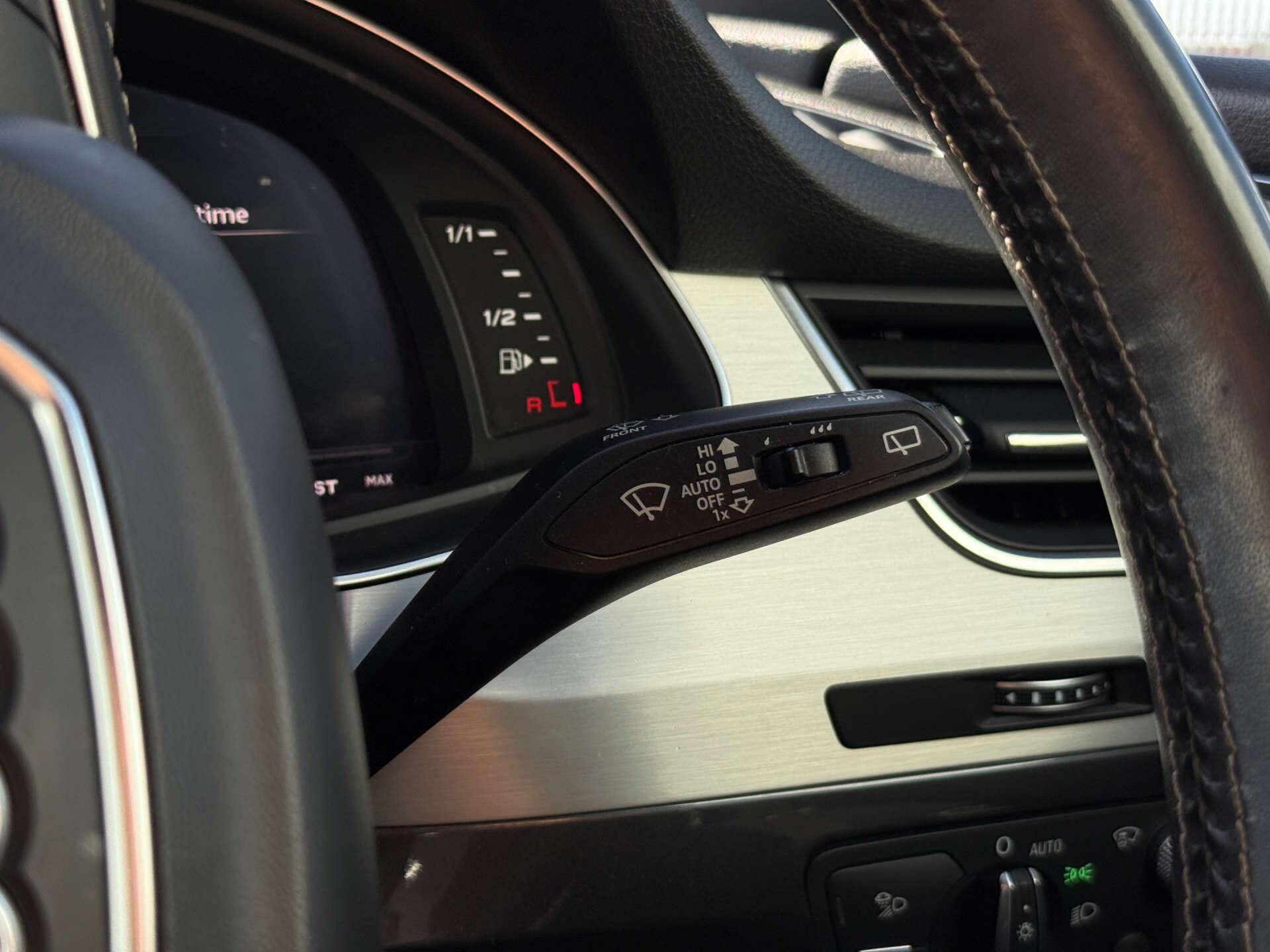 Audi SQ7 view 51