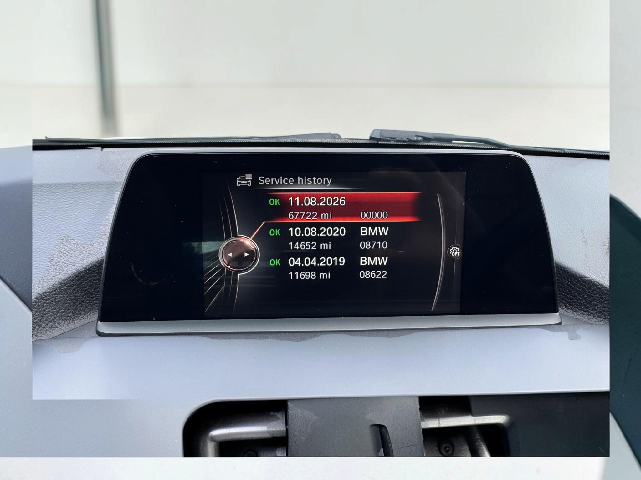 BMW 2 Series view 32