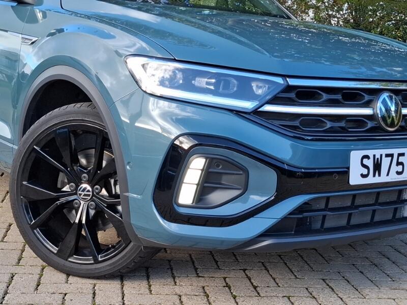 Volkswagen T-Roc view 19