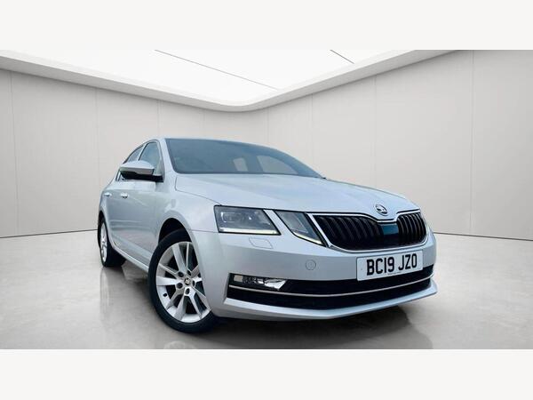 Silver 2019 Skoda Octavia Estate Front-wheel drive Automatic