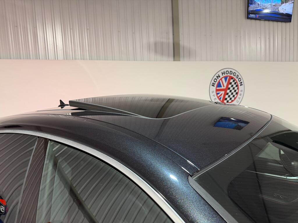 Maserati Levante view 61