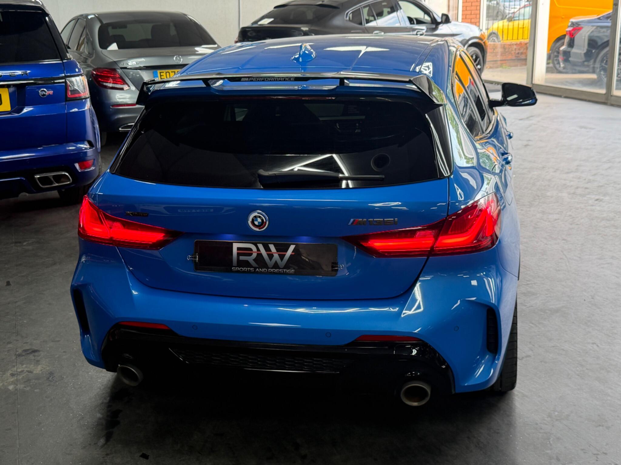 BMW 1 Series view 13