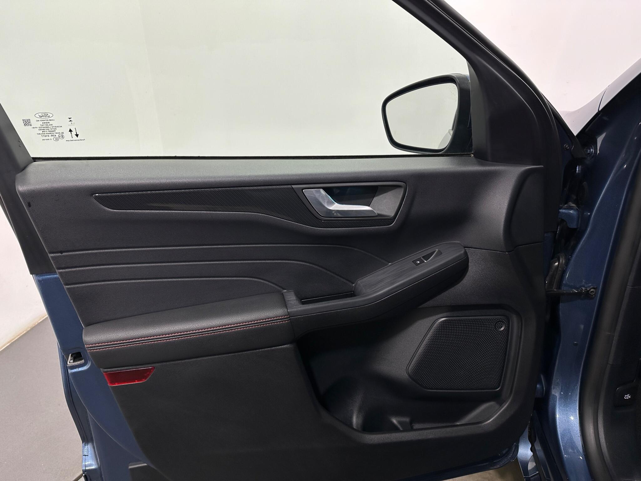 Ford Kuga view 37