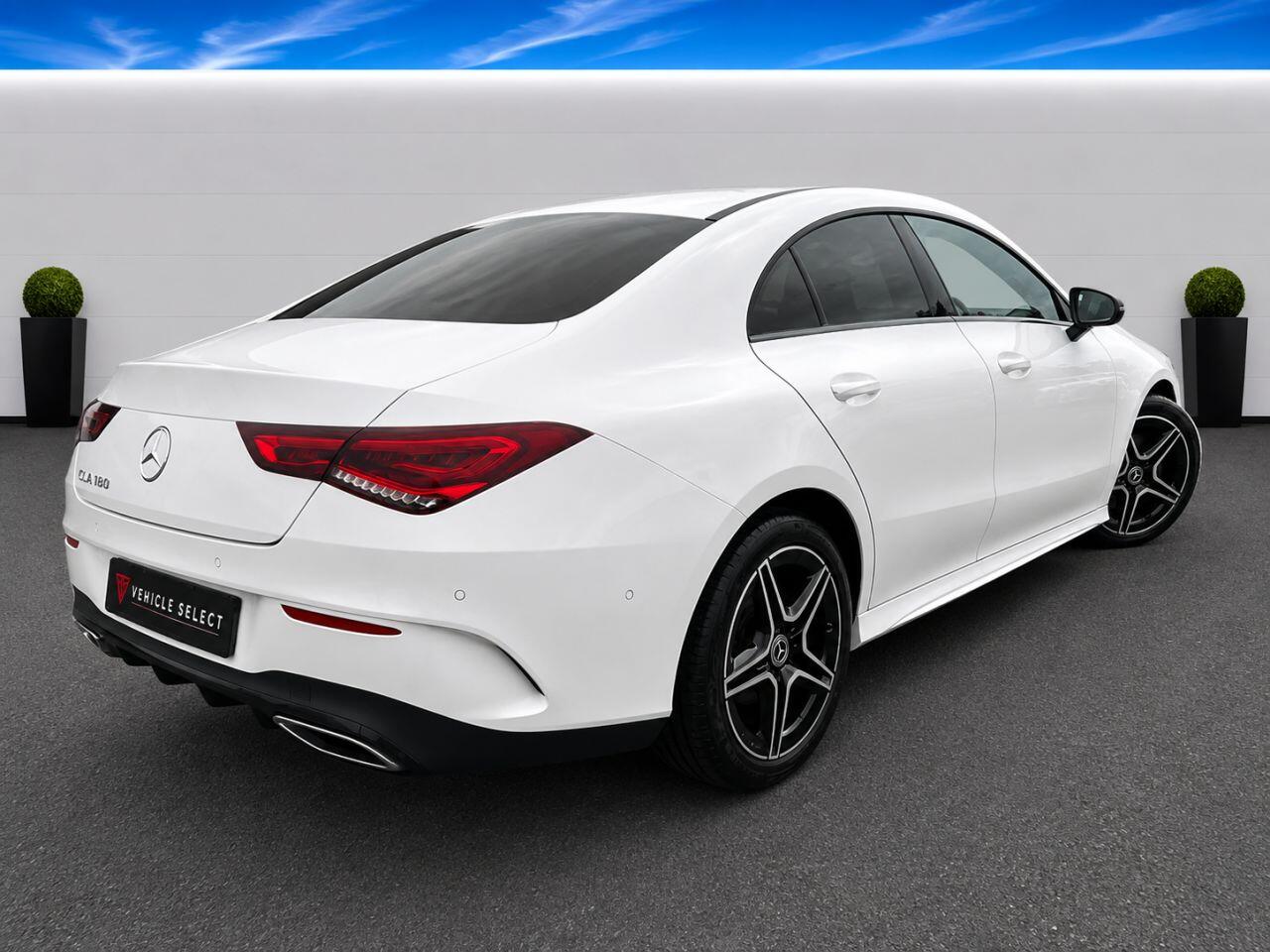 Mercedes-Benz Cla view 12