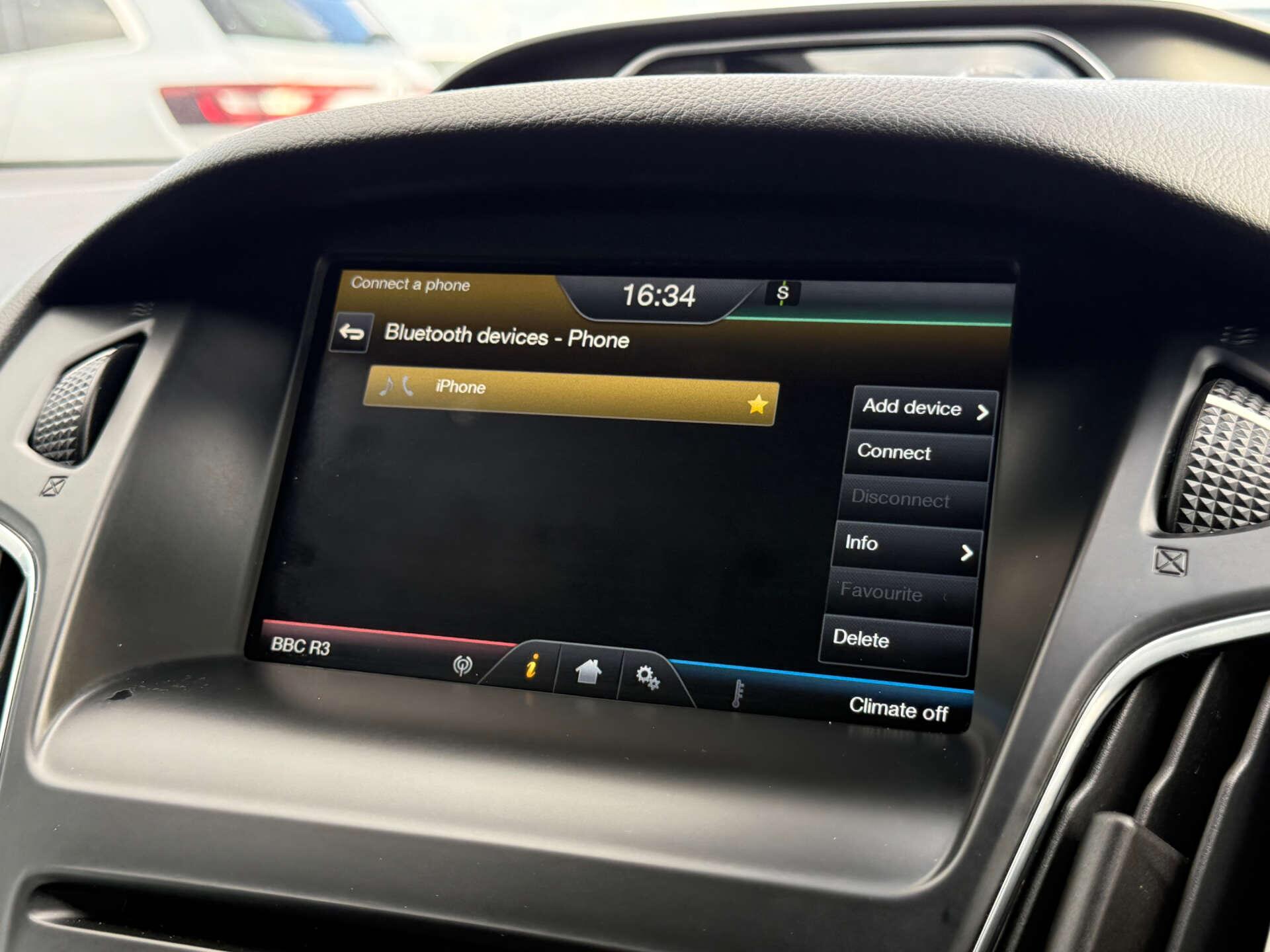 Ford Focus view 53